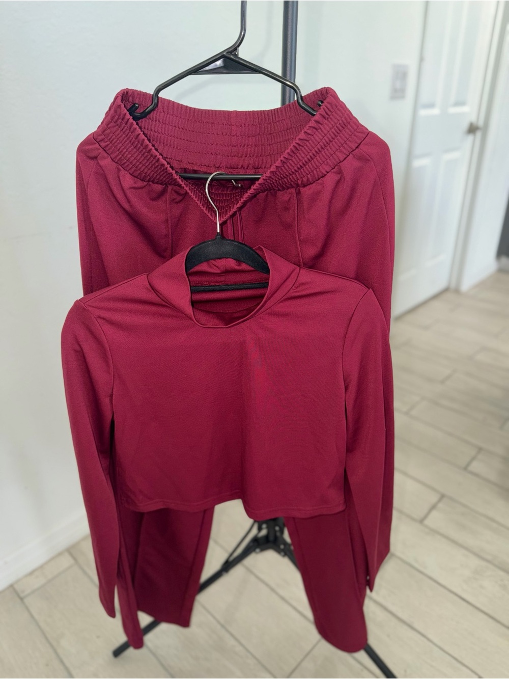 Women's Burgundy Two-Piece Pantsuit Set